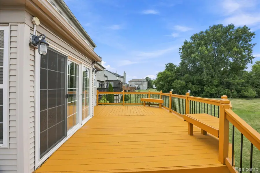 6819 Lakeway Street, Ypsilanti, MI 48197 - #3