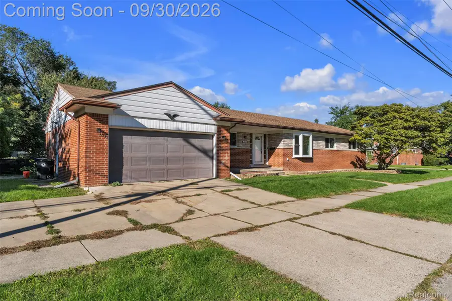 25016 Elmira, Redford, MI 48239 - #2