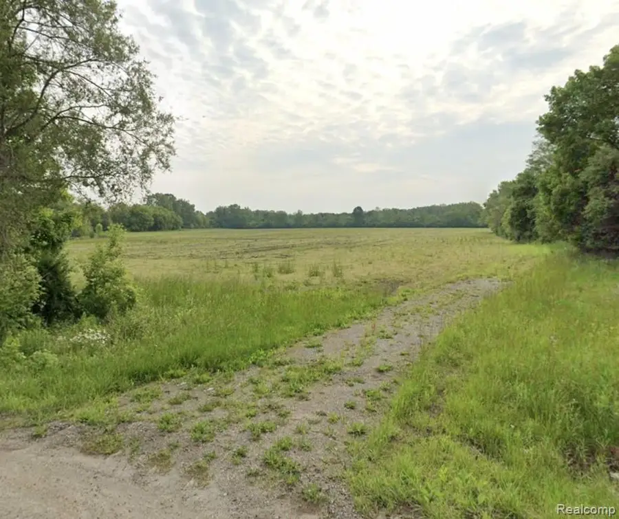 4447 N Belsay Road, Flint, MI 48506 - #3