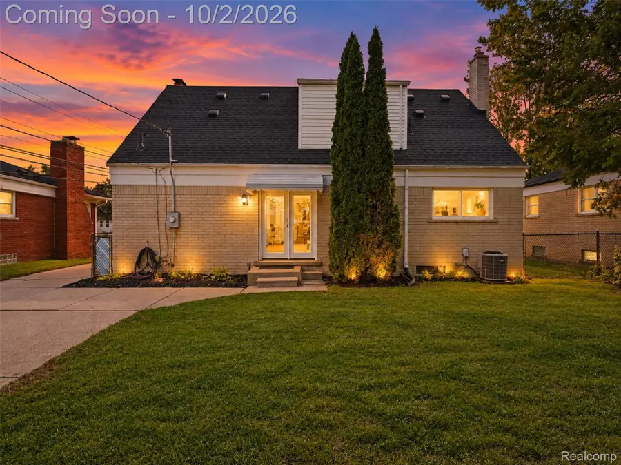 13029 Geoffry Drive, Warren, MI 48088 - #2