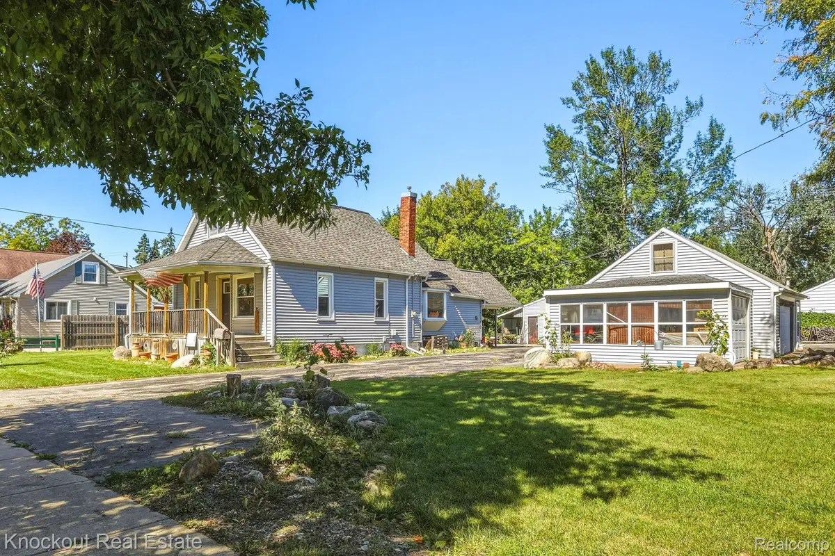 307 Mcgraw Street, Bay City, MI 48708 - #1