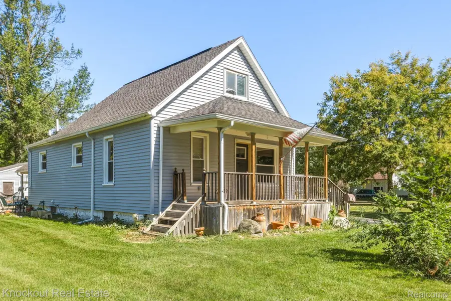 307 Mcgraw Street, Bay City, MI 48708 - #3