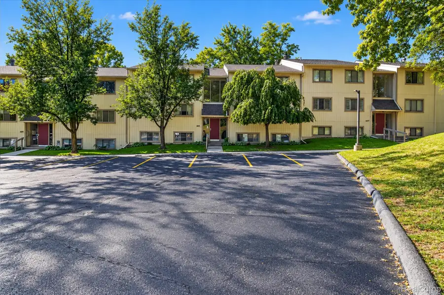 1695 Riverside Drive #7, Rochester Hills, MI 48309 - #2