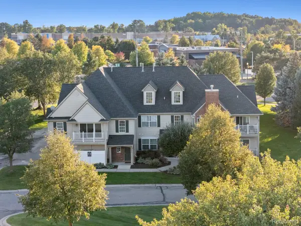 4050 Kirkway Court, Howell, MI 48843