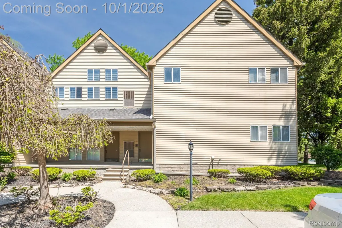 27971 Rollcrest Road #10, Farmington Hills, MI 48334 - #1