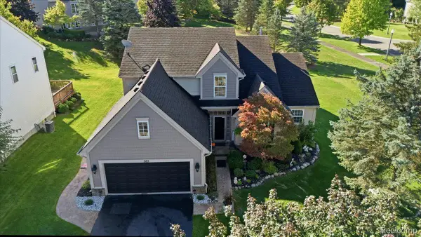 585 Boulder Lake Drive, Oxford, MI 48371