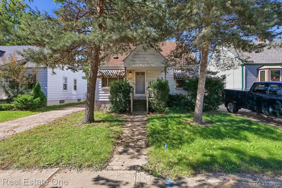 4172 Academy Street, Dearborn Heights, MI 48125 - #2