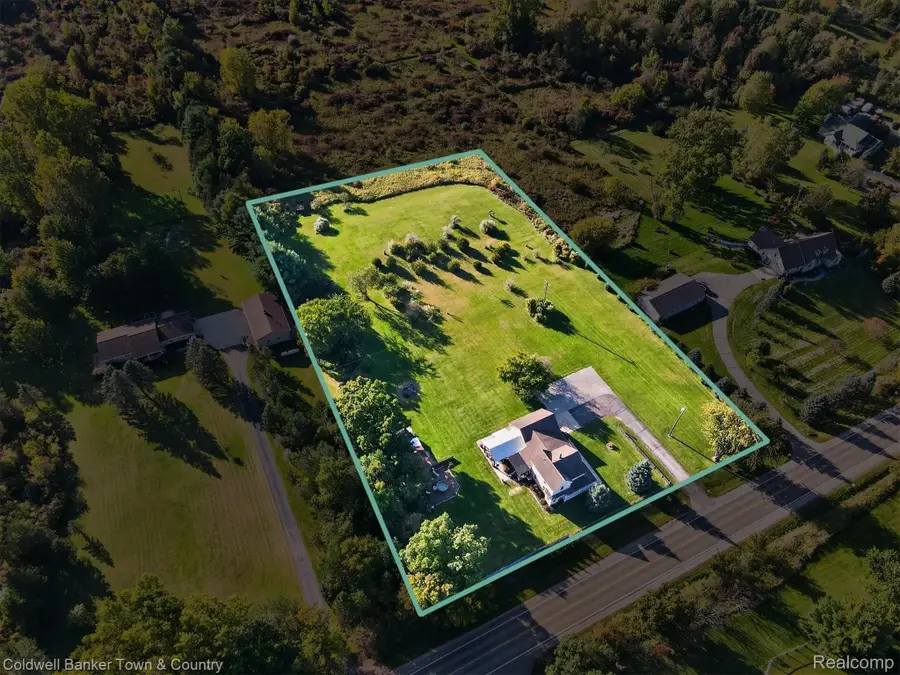 6347 Oak Grove Road, Howell, MI 48855 - #2