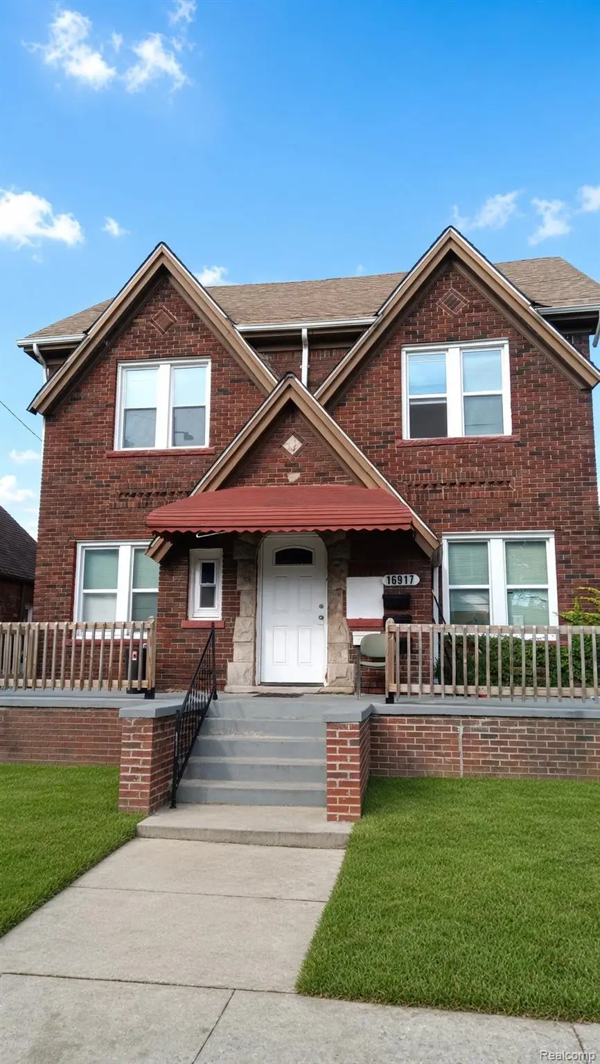 8879 N Clarendon Street, Detroit, MI 48204 - #1