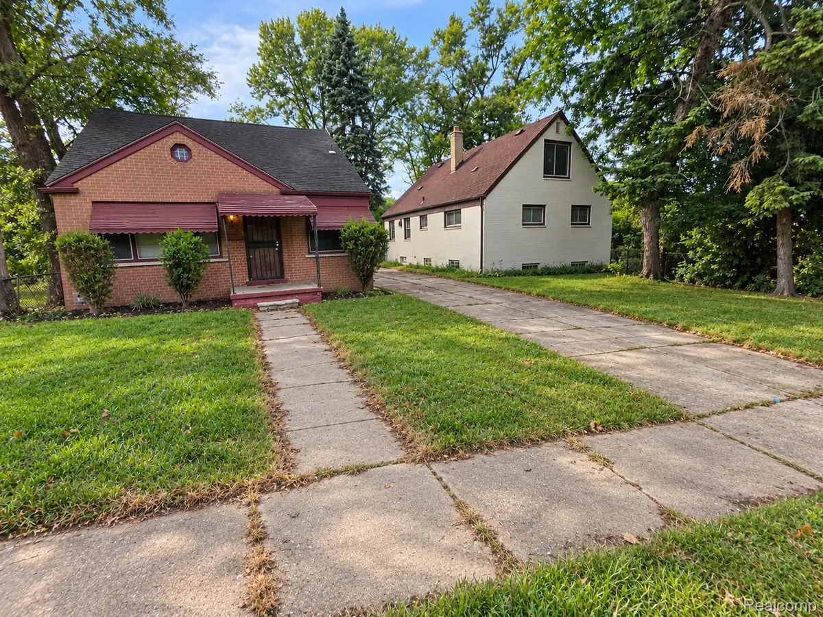 18539 Lahser Road, Detroit, MI 48219 - #1