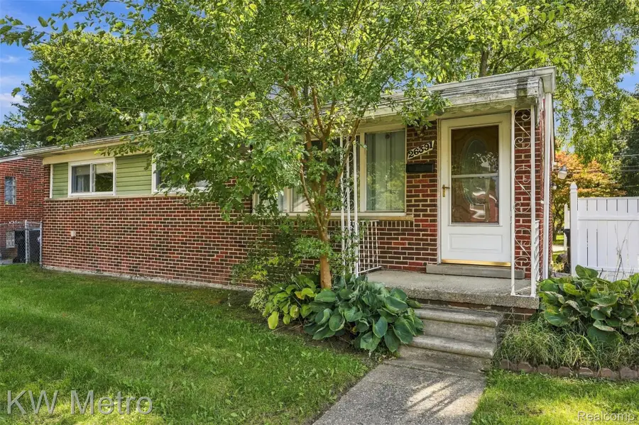 26391 Margareta, Redford, MI 48240 - #3