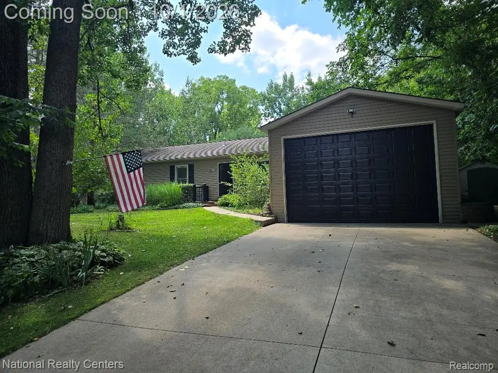 9465 Edward Drive, Brighton, MI 48114 - #1