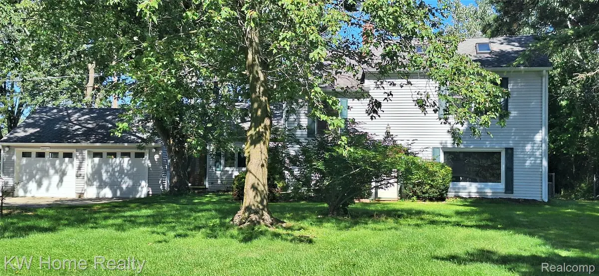 44050 Stassen Avenue Nw, Novi, MI 48375 - #1