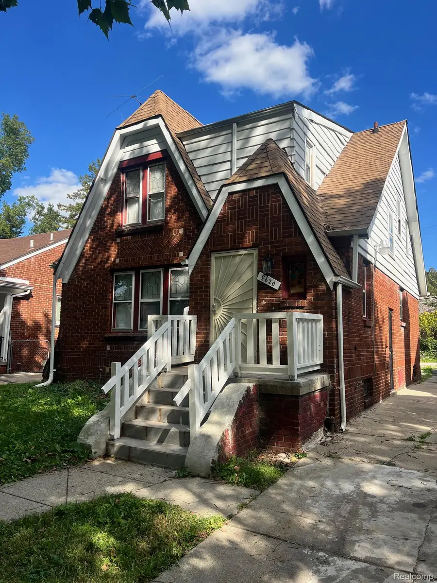 9620 Strathmoor Street, Detroit, MI 48227 - #2