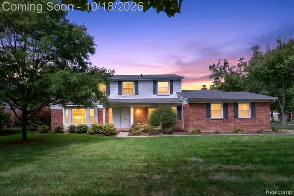 3891 Boulder Drive, Troy, MI 48084