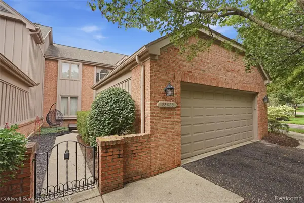 28625 Auburn Court, FarmingtonHills, MI 48331