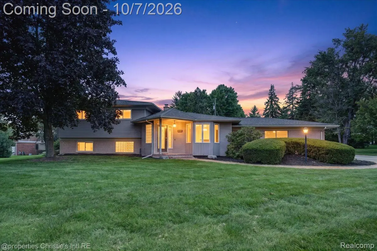 249 W Hurst Drive, Troy, MI 48098 - #1