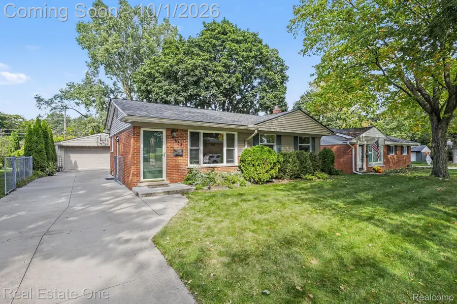 633 Rewold Drive, Rochester, MI 48307 - #2