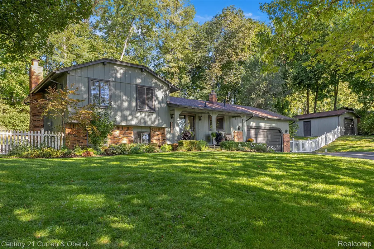 2074 Ridgemont Street, Commerce Township, MI 48382 - #1