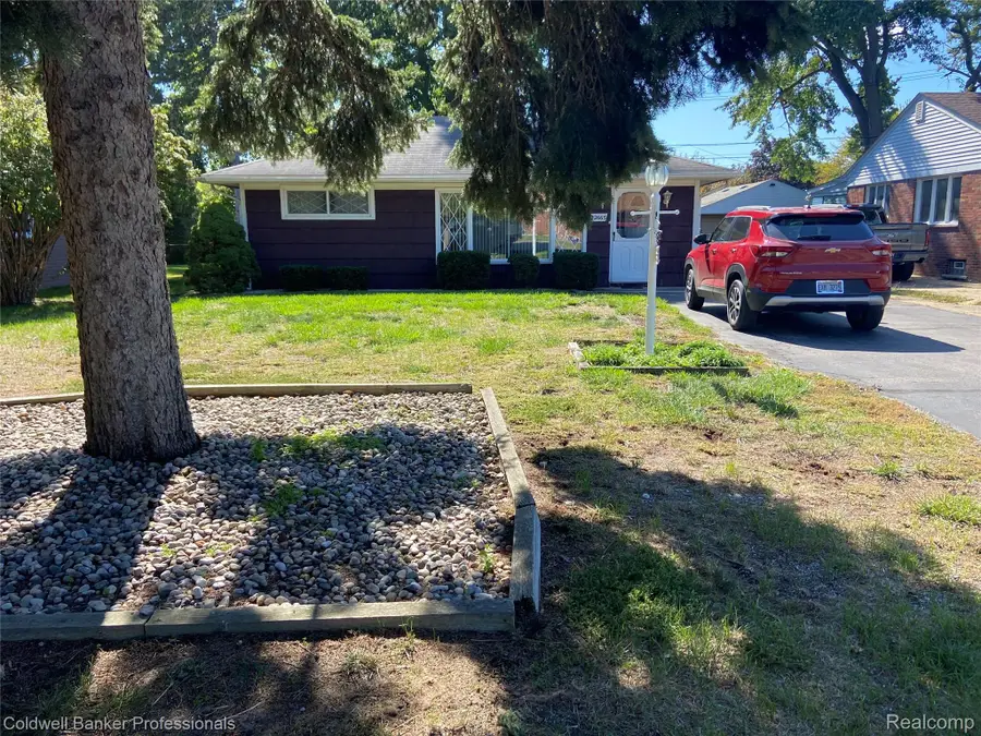 22665 Cloverlawn Street, Taylor, MI 48180 - #2