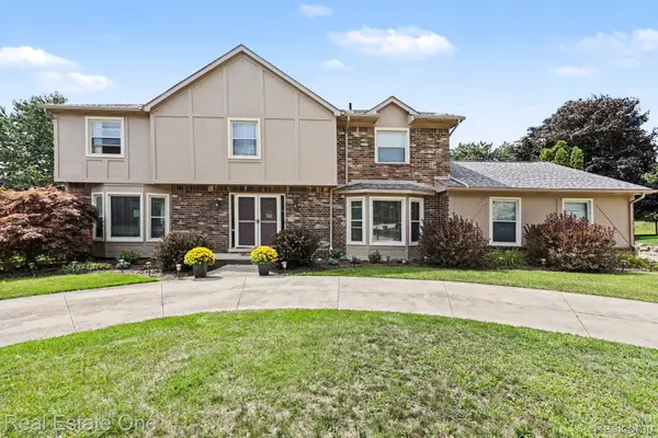 1904 Chelsea Court, RochesterHills, MI 48306