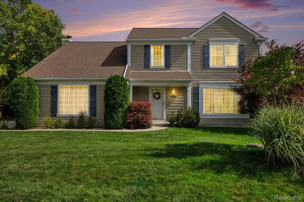 1692 Ridgecrest, Rochester Hills, MI 48306 - #1