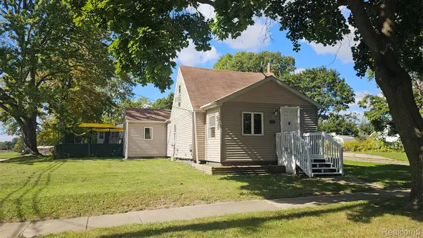 200 W Fauble Street, Durand, MI 48429