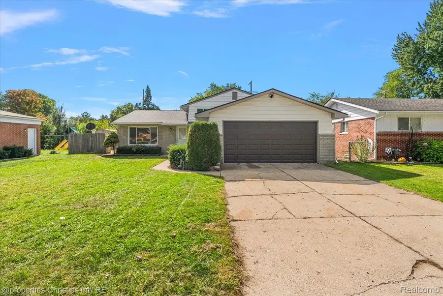 8912 Ardel Drive, Sterling Heights, MI 48314 - #2