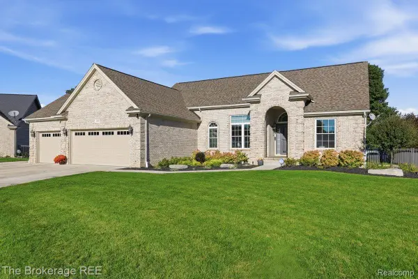 5353 Sequoia Court, GrandBlanc, MI 48439