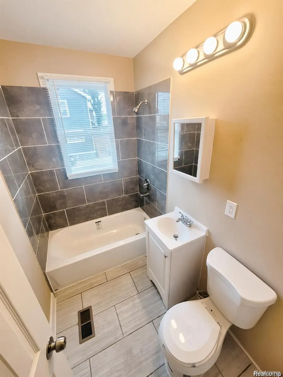 16914 Monica Street, Detroit, MI 48221 - #2