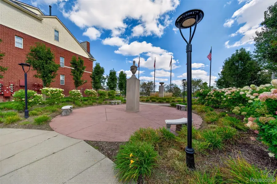 1450 Devon Lane #128, Troy, MI 48084 - #3