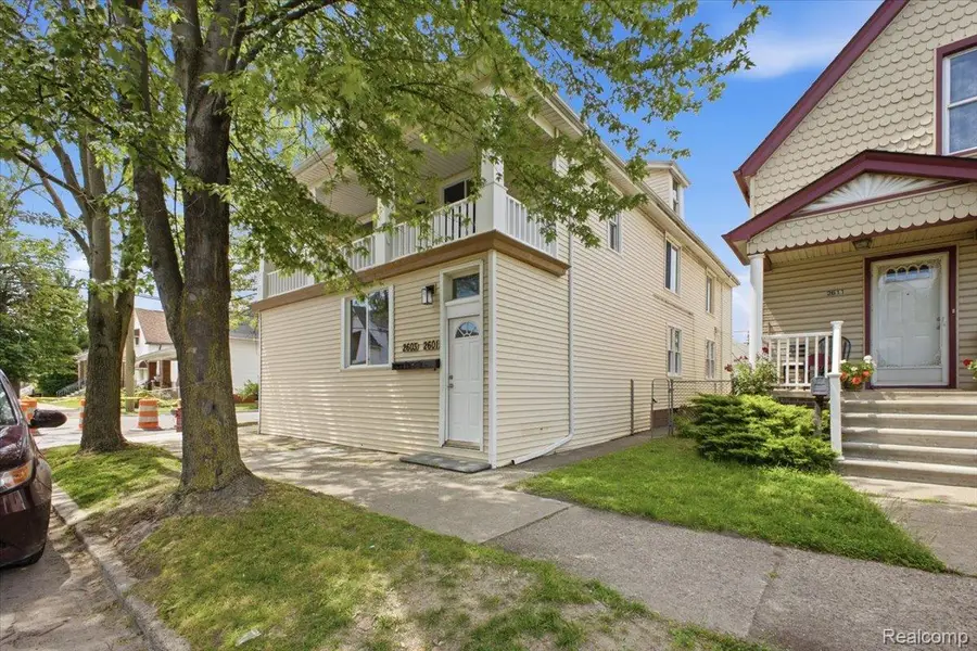 2601 Belmont Street, Hamtramck, MI 48212 - #3