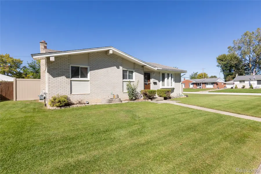 15416 Anthony Street, Romulus, MI 48174 - #3
