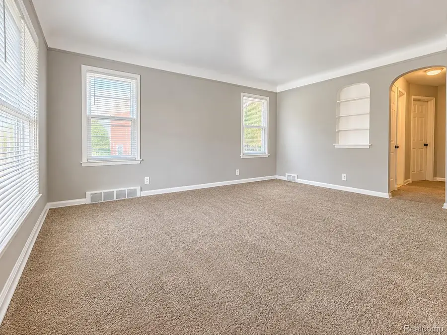 16317 Carlisle Street, Detroit, MI 48205 - #2