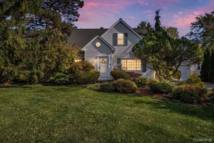 261 Preston Avenue, Waterford, MI 48328 - #2