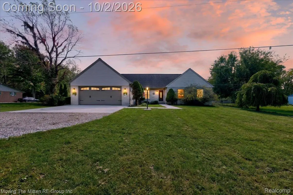 8543 Oakville Waltz Road, Belleville, MI 48111 - #1