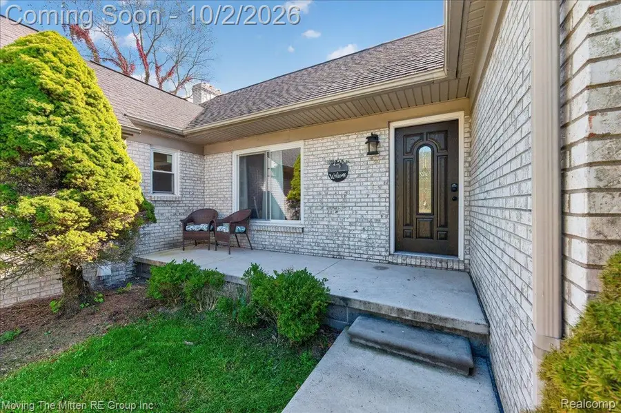 8543 Oakville Waltz Road, Belleville, MI 48111 - #3