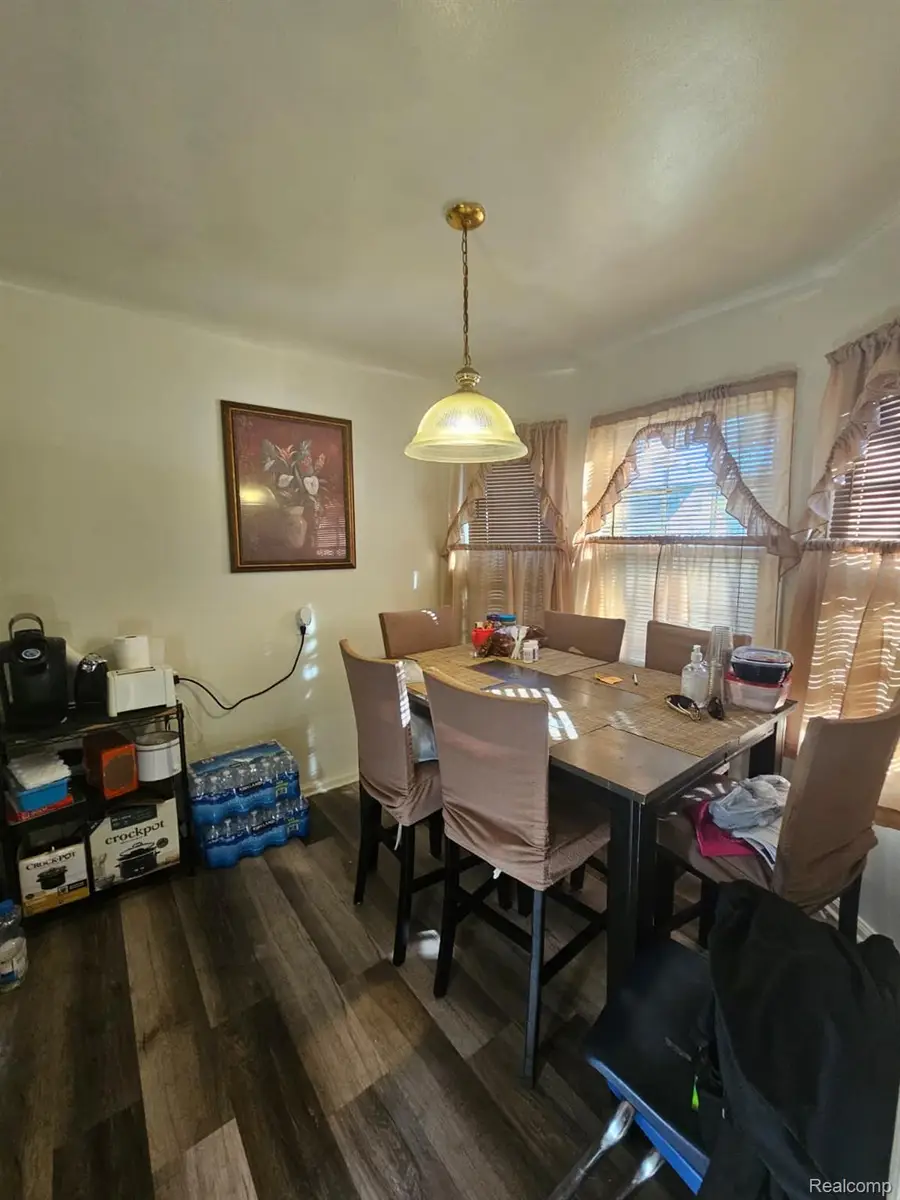 7451 Grandville Avenue, Detroit, MI 48228 - #3