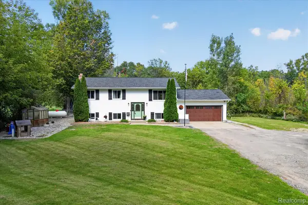 6645 Dunn Road, Howell, MI 48855