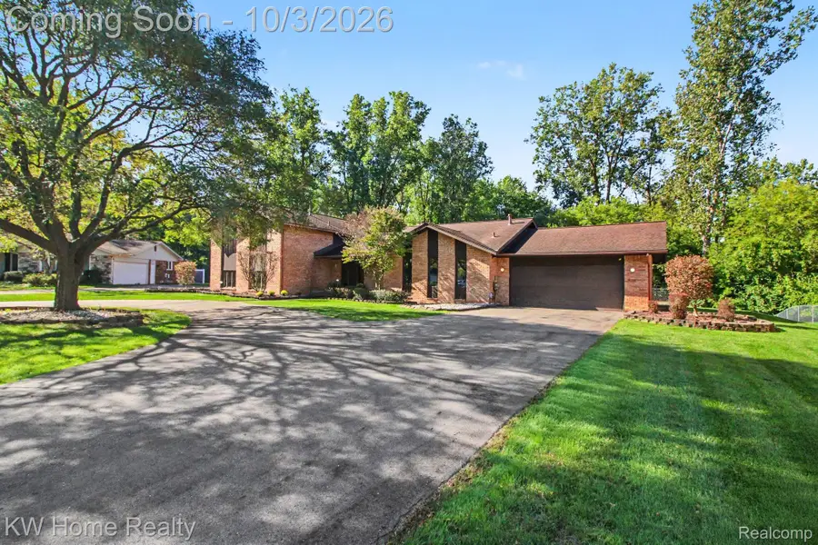 23433 Riverview Drive, Southfield, MI 48034 - #3