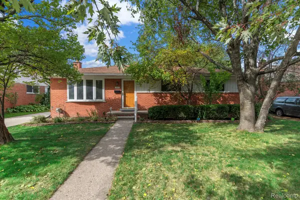 9971 Merriman Road, Livonia, MI 48150
