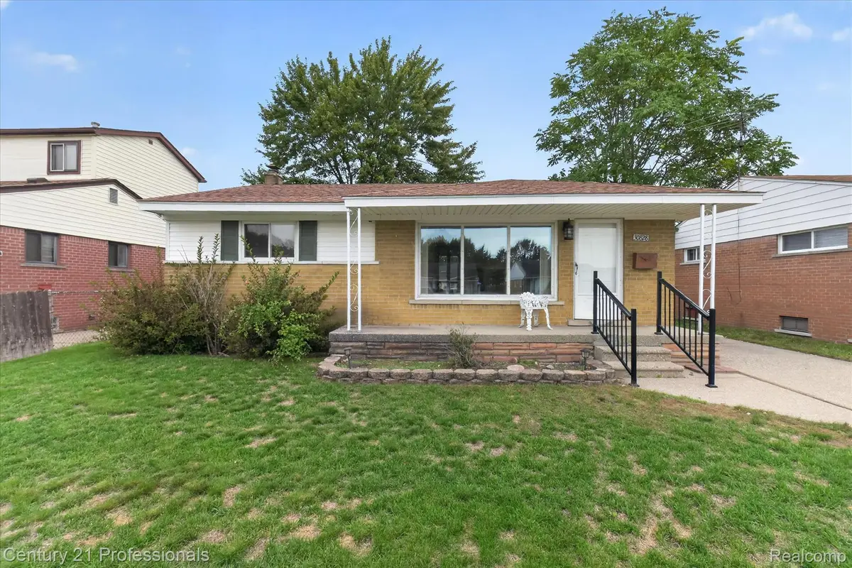 30828 Fernwood Street, Westland, MI 48186 - #1