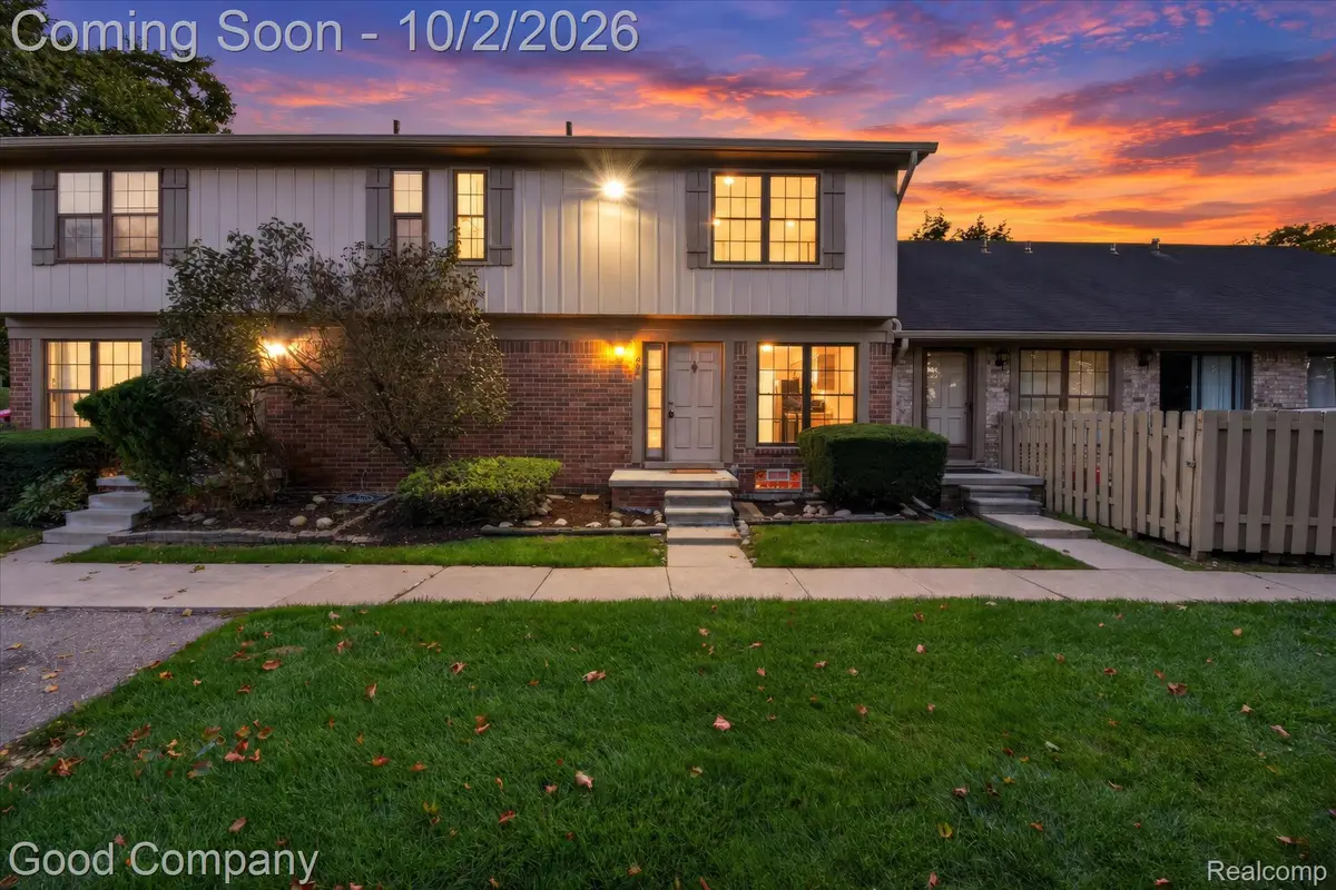 861 Langdon Court, Rochester Hills, MI 48307 - #1