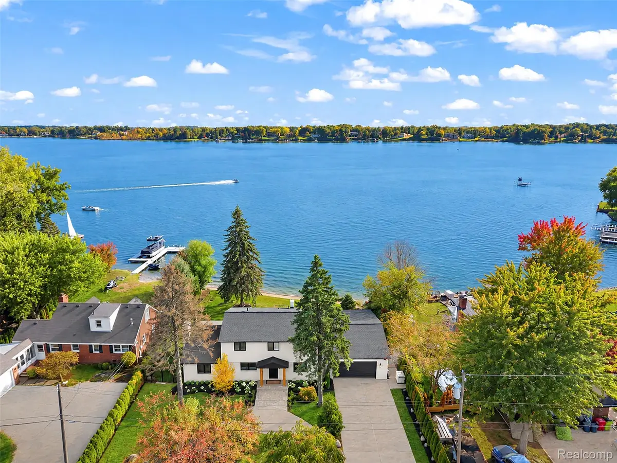 4505 Linwood Street, West Bloomfield, MI 48324 - #1