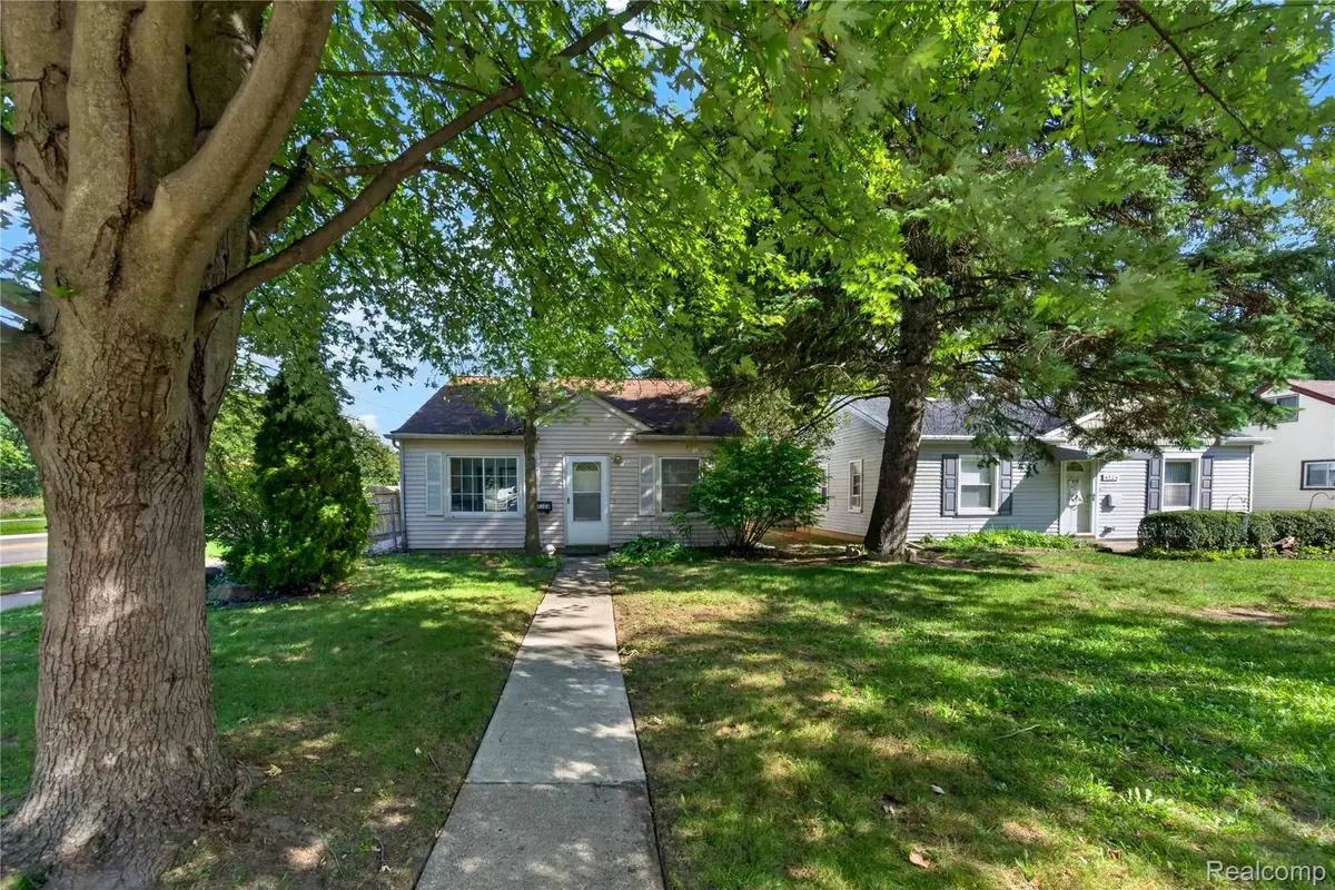 4128 Elmhurst Avenue, Royal Oak, MI 48073 - #1