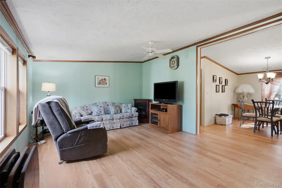 964 Indian Creek Drive, Howell, MI 48843 - #2