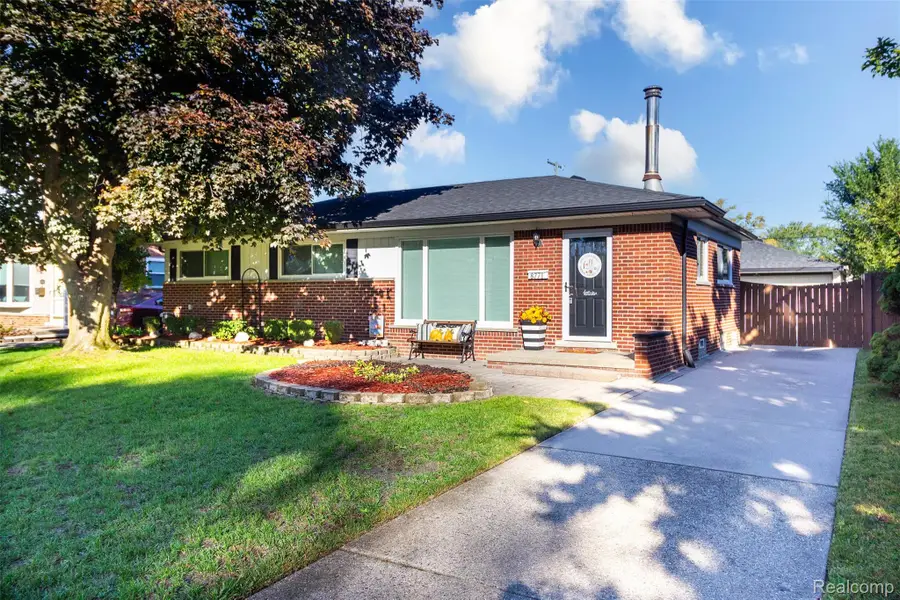 8771 Birkhill Drive, Sterling Heights, MI 48314 - #2