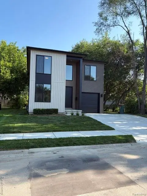 1335 E Cambourne Street, Ferndale, MI 48220 - #1