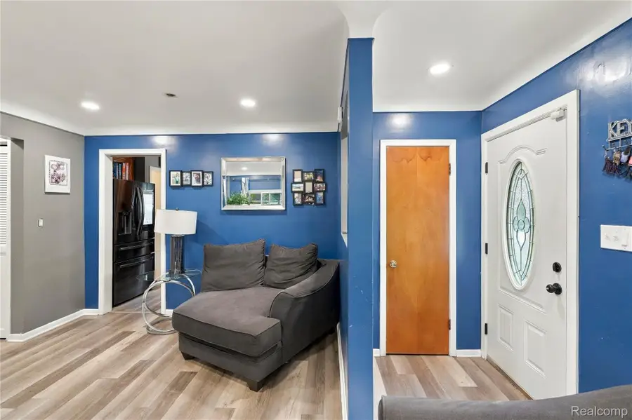 24344 Rosebud Avenue, Eastpointe, MI 48021 - #3