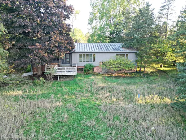 895 Rowe Road, Milford, MI 48380